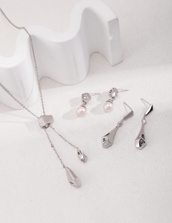 Sterling Silver Pearl Earrings