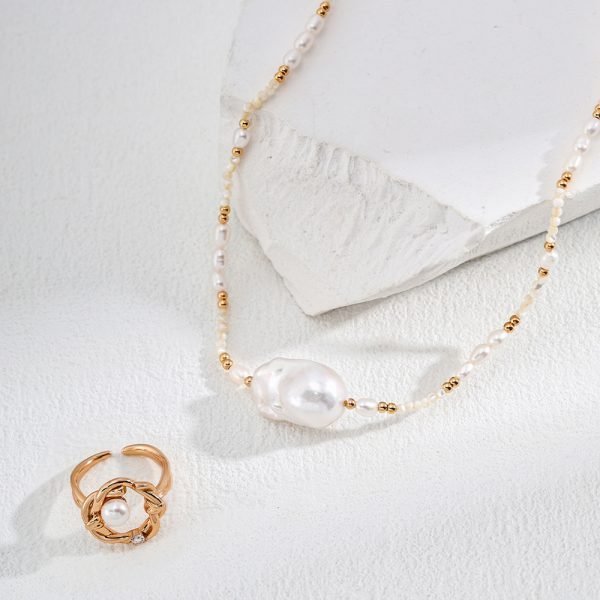 Natural Pearl Necklace
