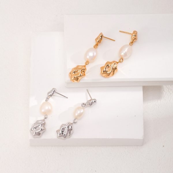 Natural Pearl Earrings